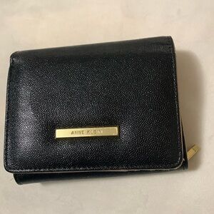 Anne Klein bifold Wallet